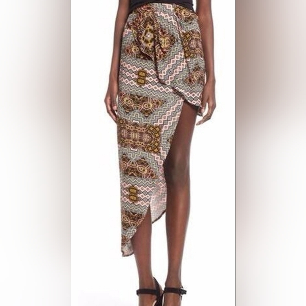Minkpink Skirt S Asymmetrical Mandala Design Multicolor High Low‎